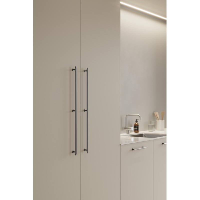 Pack shot of Handle VILLA LONG