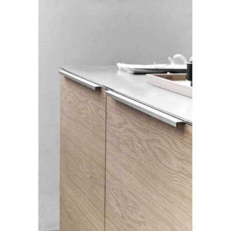 Top mounted profile TRIM used on interior furniture.