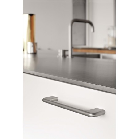 Handle DOPPIA used on interior furniture.