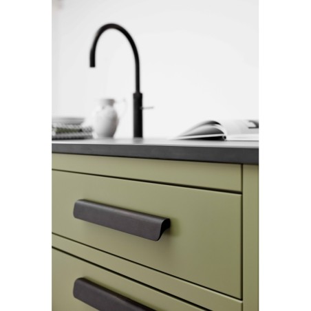 Handle FALL used on interior furniture.