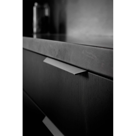 Rear mounted profile BLAZE 2 used on interior furniture.