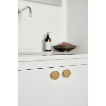 Knob PLATO used on interior furniture.