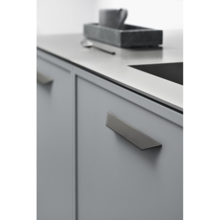 Handle STREAMLINE used on interior furniture.