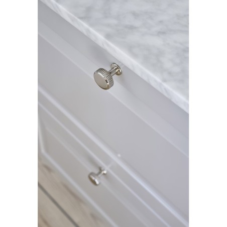 Knob VILLA ROUND used on interior furniture.