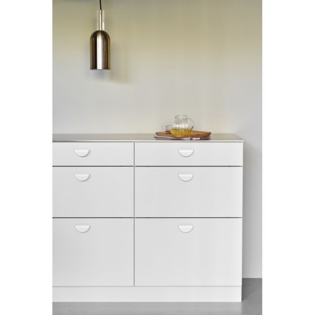 Handle HORIZON SMALL used on interior furniture.