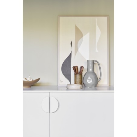 Handle HORIZON LARGE used on interior furniture.