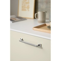 Handle HERITAGE used on interior furniture.